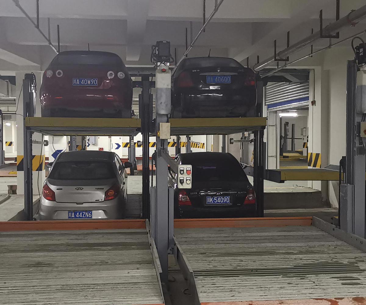 合川建綠色環(huán)保立體車庫提升土地利用率